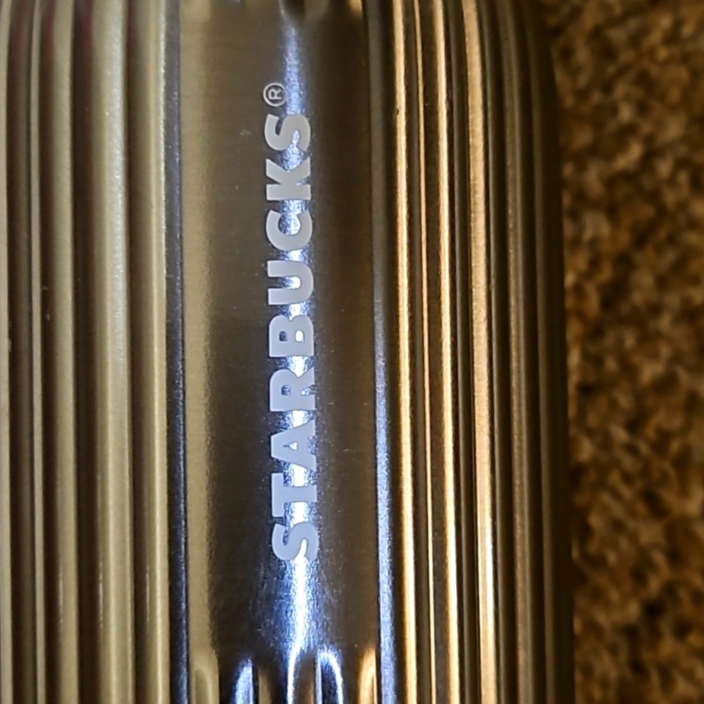 Starbucks bottle - Picture 3 of 5